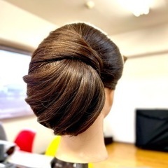 和装ヘアのヘアセットレッスンの画像