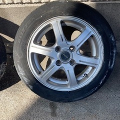 車のパーツ タイヤ、ホイールの画像