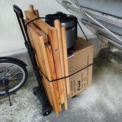 勉強机、電子レンジ、圧力鍋、キャリーカートのセット