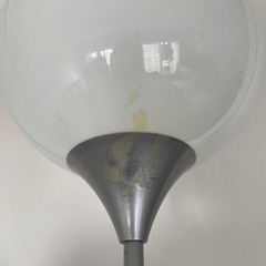 イケア　スタンドライトの画像