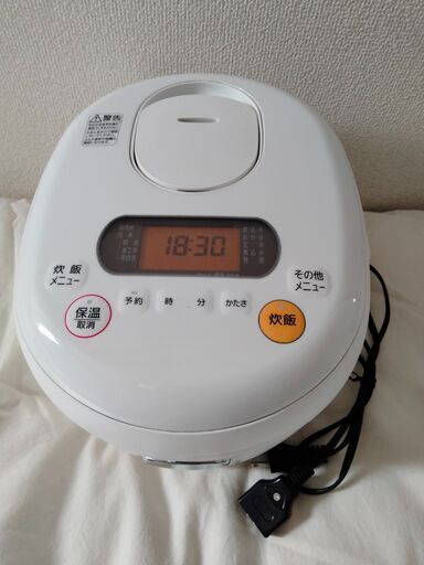【お譲り先決まりました】アイリスオーヤマ　5合炊き炊飯器