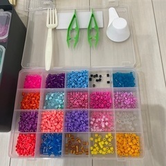 アイロンビーズ　専用ケース付きフルセット子供用品 キッズ用品 幼児教育の画像