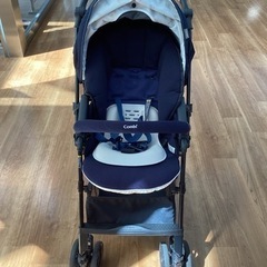 ベビーカー　￥3200【町田市再生家具】240013