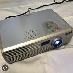 新年値下げしました。エプソンプロジェクター ELP３０　更に20%オフしました。の画像