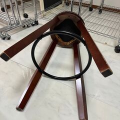 レザー　チェア　木製　撮影用　家庭用の画像
