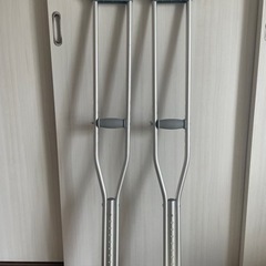 松葉杖の画像