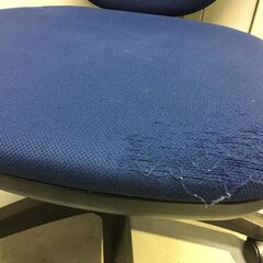 ③　事務椅子　回転　高さ調節　オフィスチェア　学習イスの画像