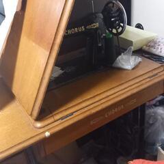 家具 足踏みミシン