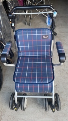 介護用品　シルバーカー