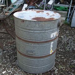 米麦貯蔵庫　燻製缶やロケットストーブのベースにも