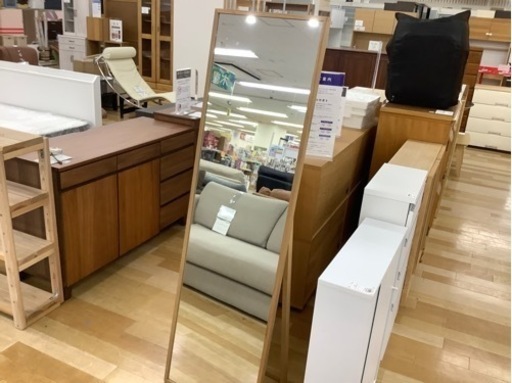 【トレファクラパーク岸和田店】スタンドミラー大入荷いたしました。