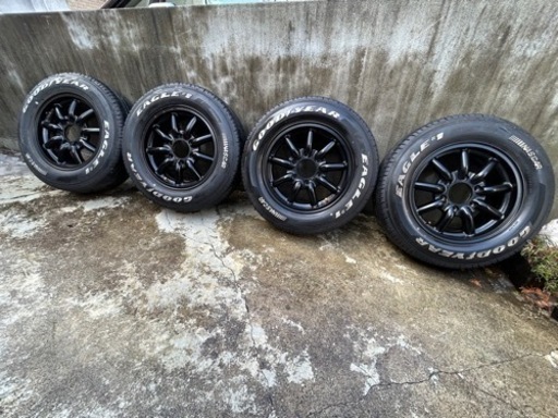 車のパーツ タイヤ、ホイール