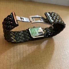 リップサービスおしゃれな腕時計の画像