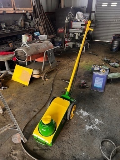 バンザイ35トンガレージジャッキ！