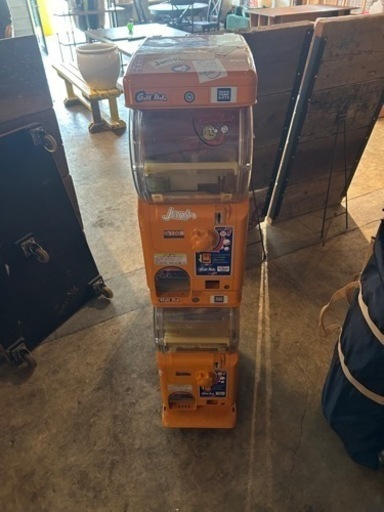 ガチャガチャ　本体　ジャンク