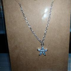 ハンドメイドアクセサリーの画像