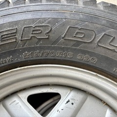 車のパーツ タイヤ、ホイールの画像