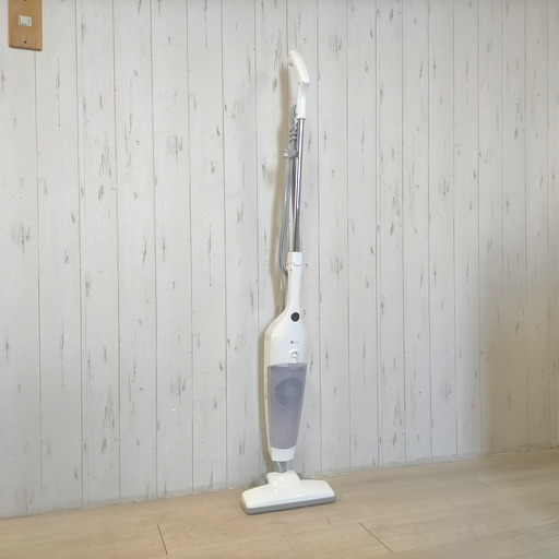 スティッククリーナー ニトリ ホワイト R04006 1️⃣
