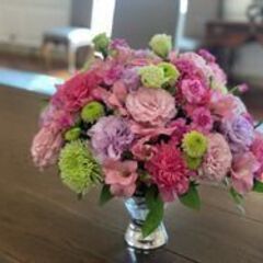 【フラワーショップNana　西新橋店】スタッフ募集！お花が好きな方、将来お花の仕事に就きたい方♡内幸町駅スグ♪の画像
