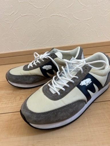 お嫁に行きました❤️KARHU スニーカー サイズ　EU39