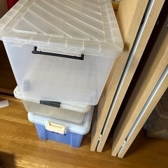 衣装ケース　クリアケース　収納　8つセットの画像