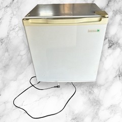 HERB Relax 1ドア冷蔵庫　ノンフロン冷蔵庫 YRZ-C...
