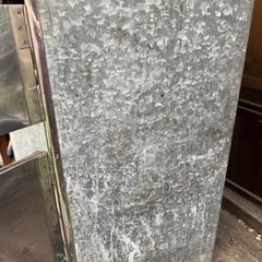 ✨昭和レトロ！業務用氷冷式アルミ冷蔵庫✨の画像