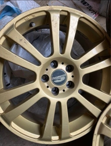 【決定しました】schneder ホイール4本セット