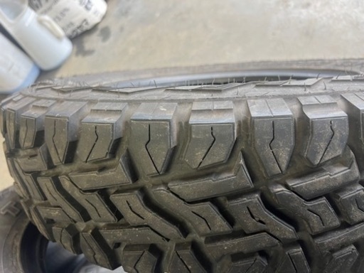 ジムニー　タイヤ　185/85R16 4本　2022年製　TOYO オープンカントリー　バリ山　ホワイトレター　オフロード　マッド