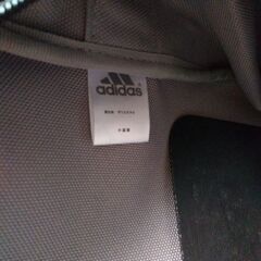 adidas　スポーツバッグの画像