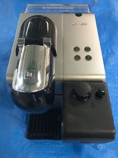 コーヒーメーカー　Nespresso F421
