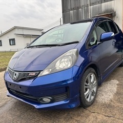 平成23年　フィットRS6速MT  車検2年