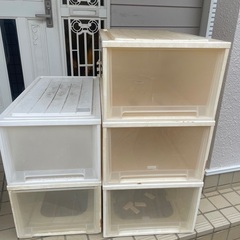 収納ケース　5つ　無料の画像