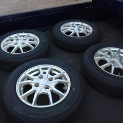 車のパーツ タイヤ、ホイールの画像