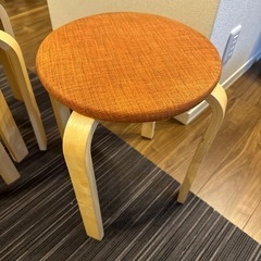 家具 椅子 スツールの画像