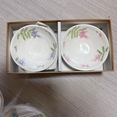 花柄の小皿の画像