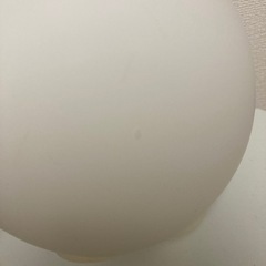 ニトリ　ボールランプ　ガラス　お月さま　間接照明の画像