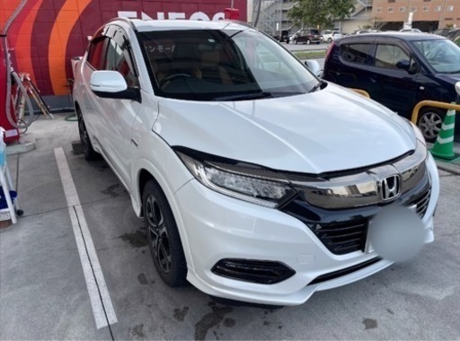 ヴェゼル　ハイブリッドZ  3万キロ