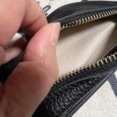 新品！iPhone13Pro ・ショルダーカバー ・ブラックの画像