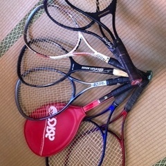 テニスラケット 8本の画像