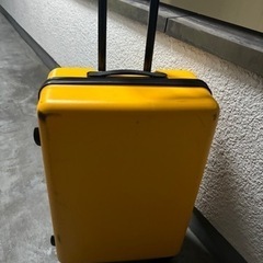 スーツケースの画像