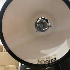白熱灯スタンドの画像