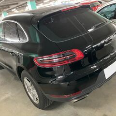 ポルシェ　マカン　4WD　ディーラー車　車検1年以上残ってます！の画像