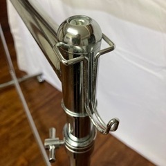 配送必須　頑丈で結構美品　スチールハンガーラック　120㎝幅の画像