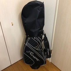 【ラウンド使用1回のみ美品】Riviera キャディ バッグ ゴ...