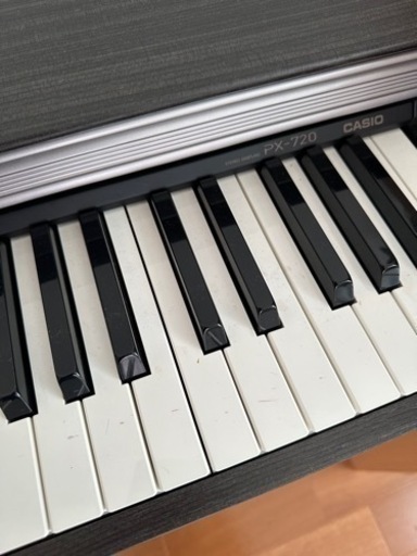 電子ピアノ　CASIO Privia PX-720