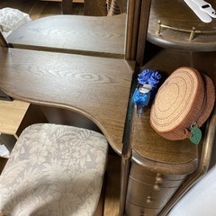 値下げ交渉可【11日まで】ドレッサーの画像