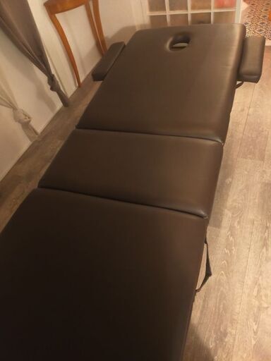 マッサージベッド　エステベッド　折りたたみ　高さ調節