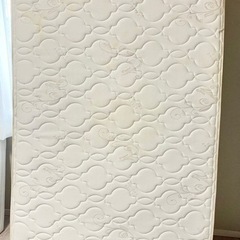 無料☆家具 寝具 マットレス　セミダブル
