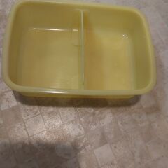 弁当箱、食器等の画像